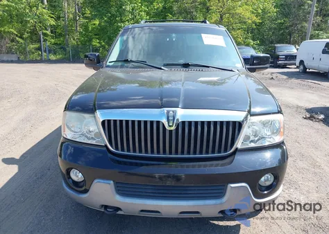 2003 Lincoln Navigator z USA, uszkodzony, nr VIN 5LMFU28R33LJ13692